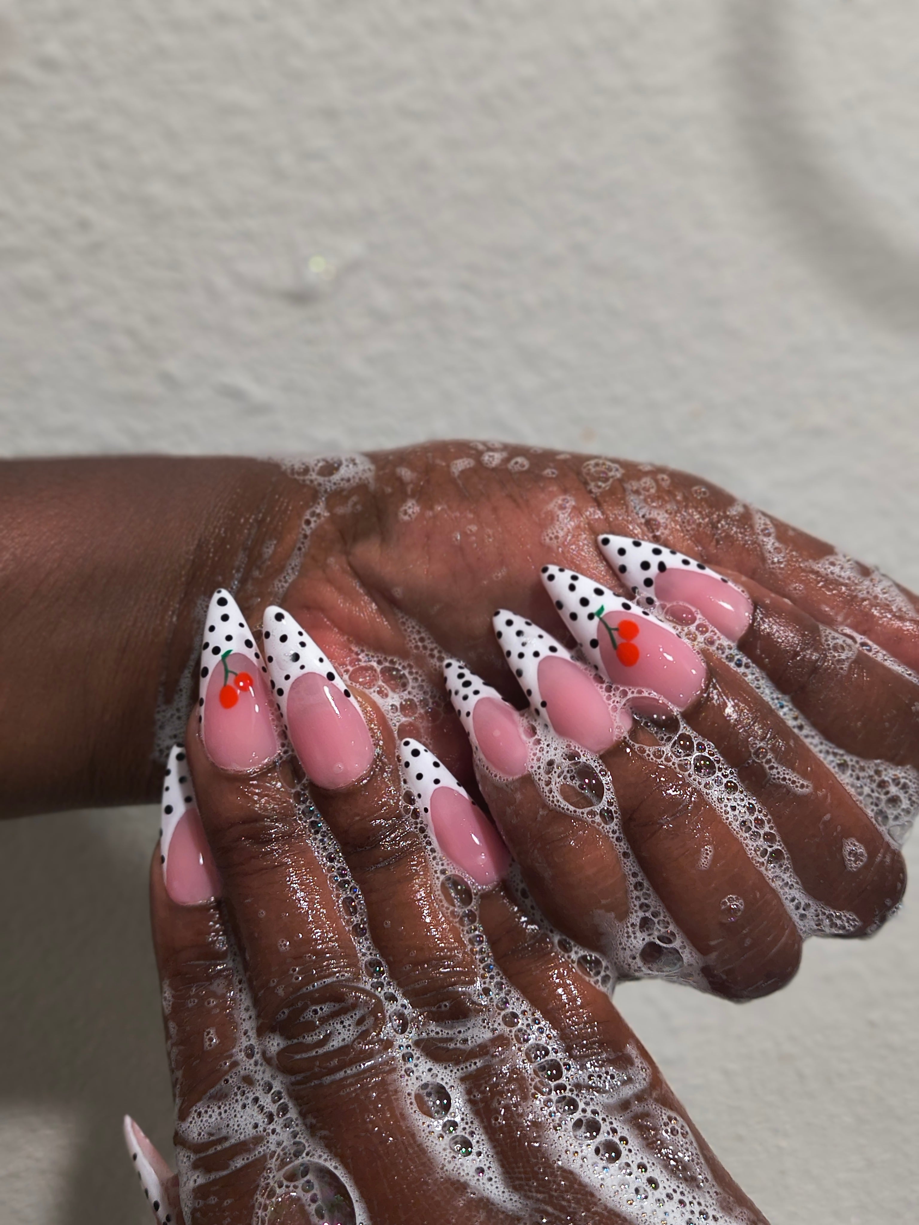 Polk a dot Cheriè 🍒