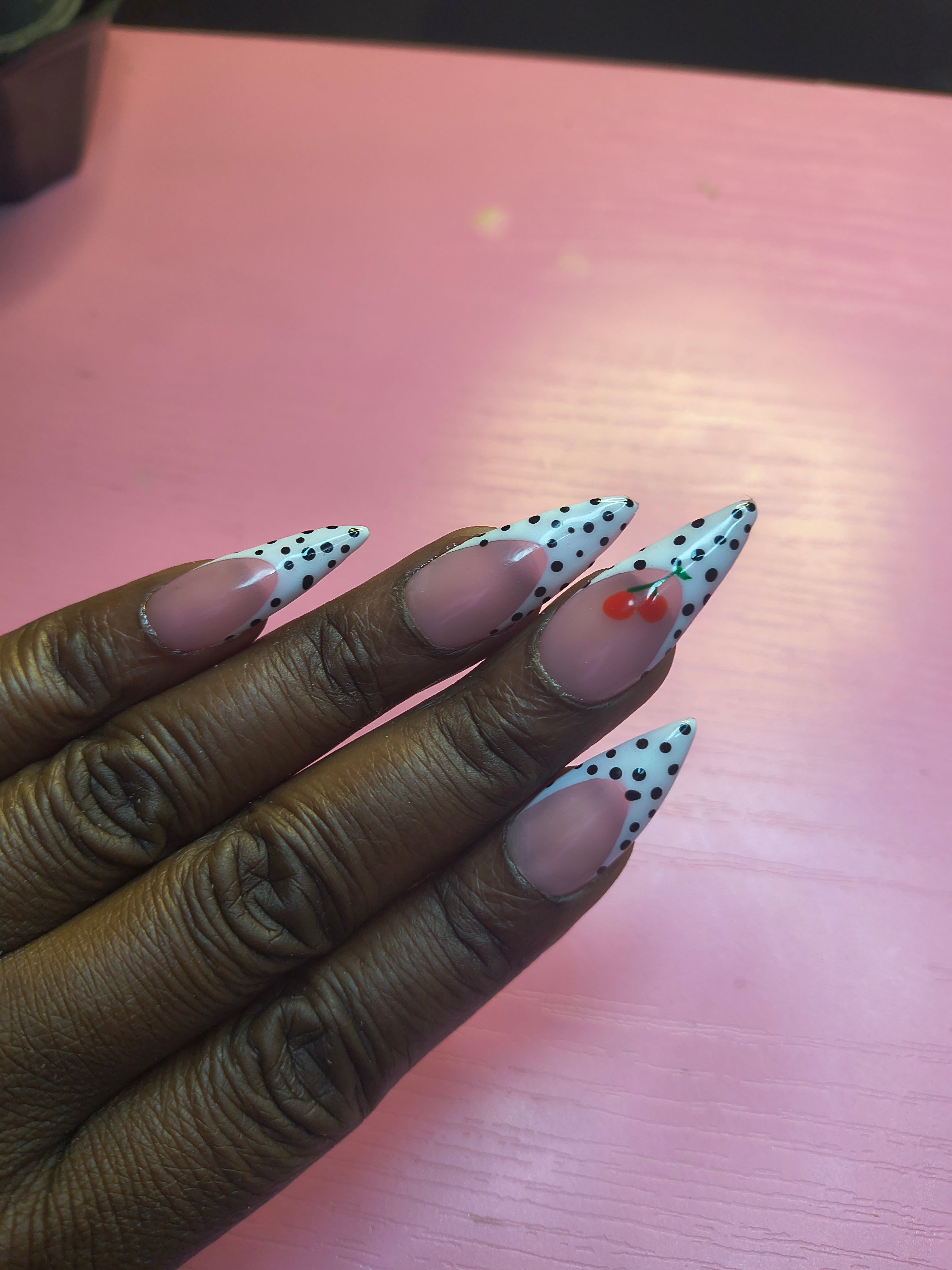 Polk a dot Cheriè 🍒